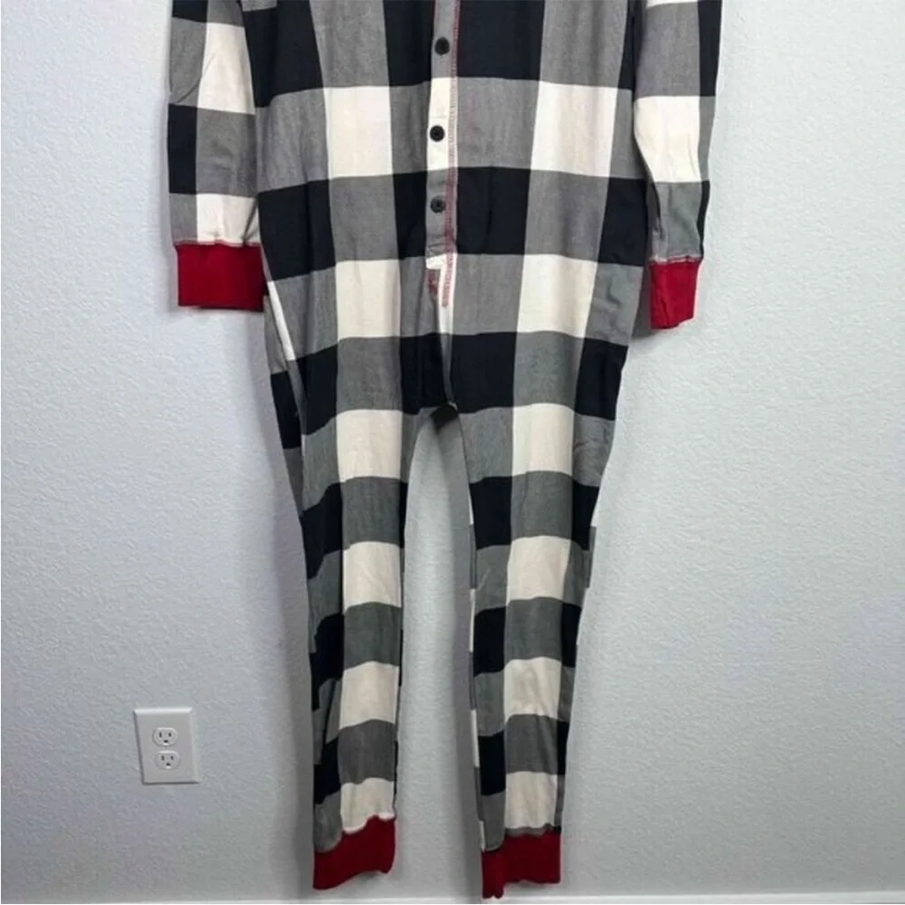 NWT LazyOne Flapjacks Black & White Plaid Onesie Jumpsuit Pajamas - Large